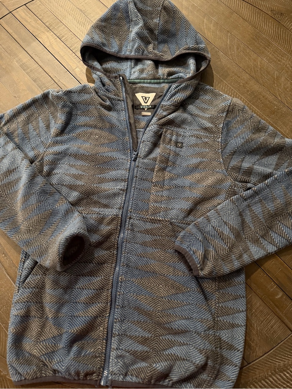 VISSLA Men's Blue and Gray Hooded Zip-Up Sweater